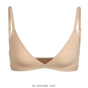 SKIMS | Fits Everybody Triangle Bralette, Clay - Large
